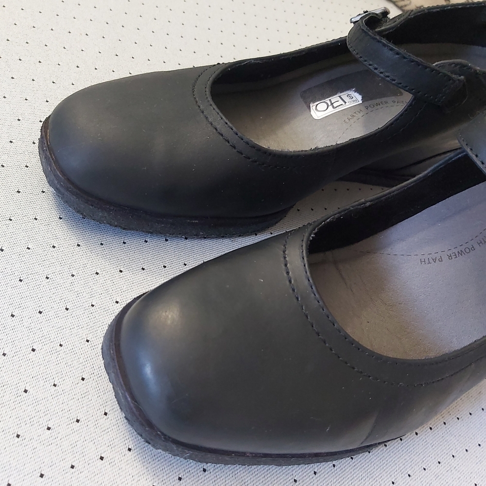 Earth Black Mary Jane Wedge Pumps - Picture 7 of 16
